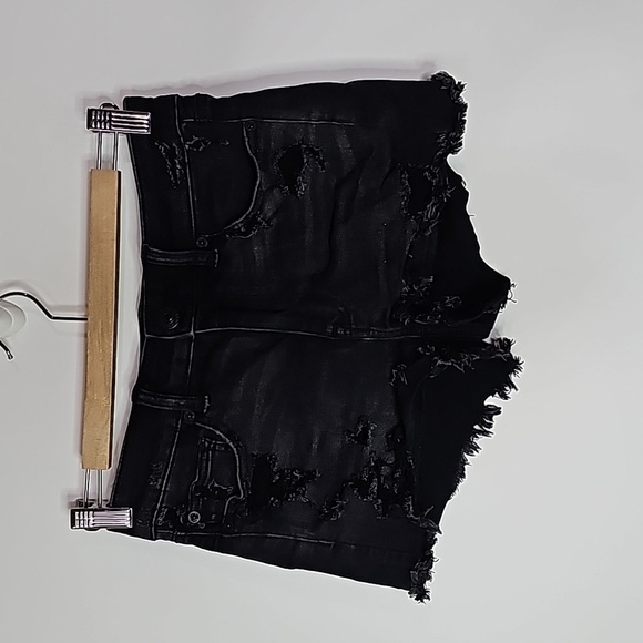 American Eagle next level stretch size 4 black high rise jean shorts - Picture 1 of 8